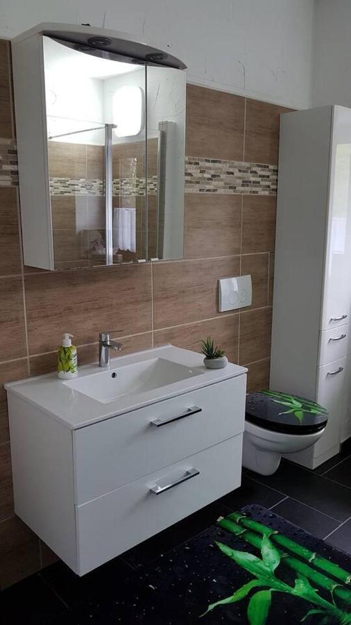 Apartamento Waldhufenidyll Koenigswalde Im Erzgebirge Konigswalde Exterior foto